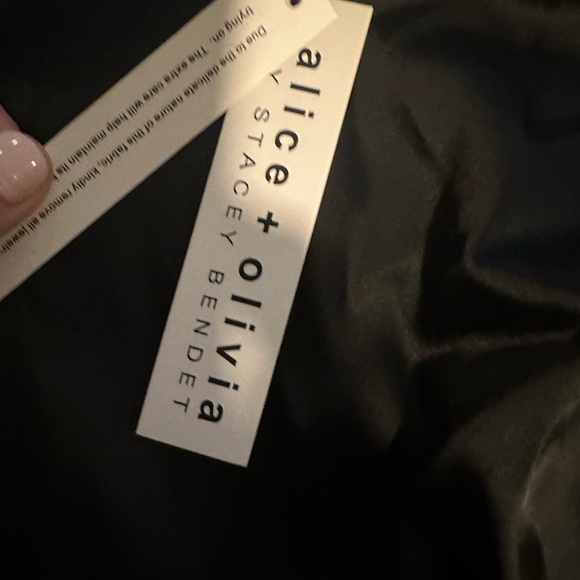 Alice + Olivia Black Lace Skirt - Picture 4 of 4